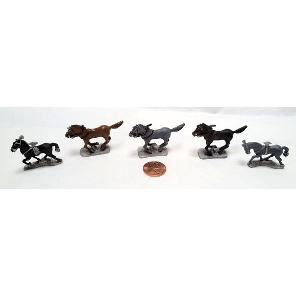 Vintage Lot of 5 Heritage Models Late Byzantine Metal Cavalry Horse Mini Figs - Picture 2 of 7
